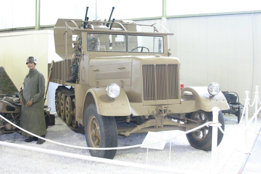 Semi Chenille Anti Aérien Sd.Kfz 7-1 Flakvierling 